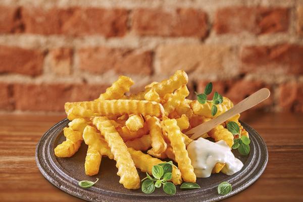 Patatas fritas corte crinkle